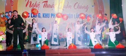 Description: T Hồ.jpg